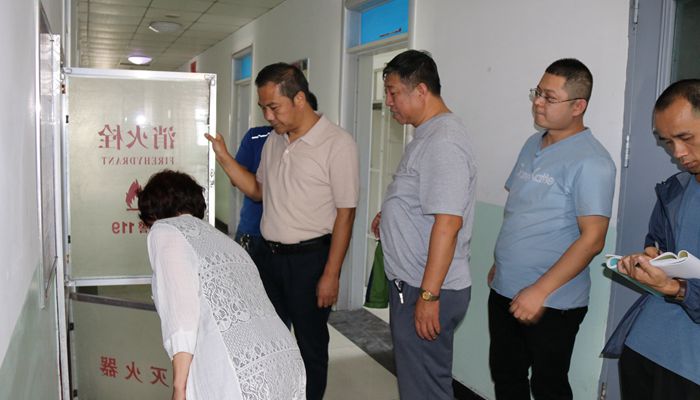 我们开展秋季开学校园安全大检查 我们开展秋季开学校园安全大检查