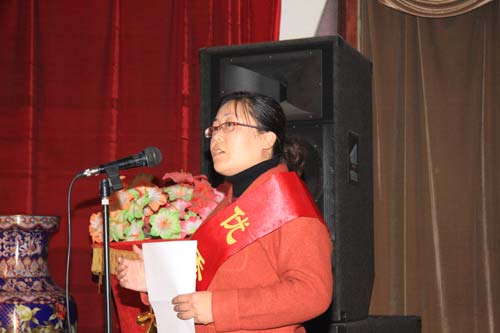 我们召开2007—2008学年度优秀教师和优秀辅导员表彰大会 我们召开2007—2008学年度优秀教师和优秀辅导员表彰大会