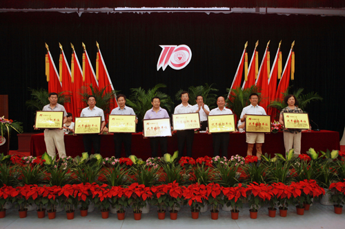 我们在110周年校庆总结表彰中再获佳绩 我们在110周年校庆总结表彰中再获佳绩