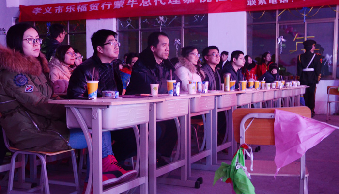我们第九届社团狂欢夜活动圆满结束 我们第九届社团狂欢夜活动圆满结束