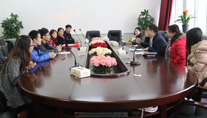 院学工部召开2014年度受助贫困生慰问座谈会 院学工部召开2014年度受助贫困生慰问座谈会