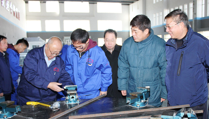 吕永康副校长与孝义市领导召开座谈会 吕永康副校长与孝义市领导召开座谈会
