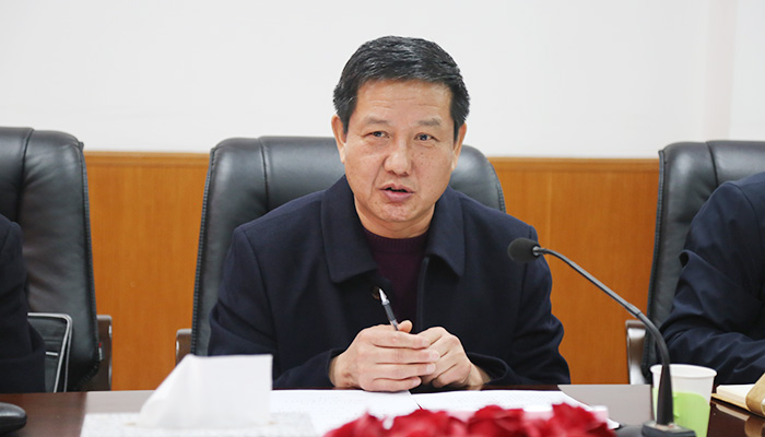 我们召开干部大会 田忠刚任学院党委书记