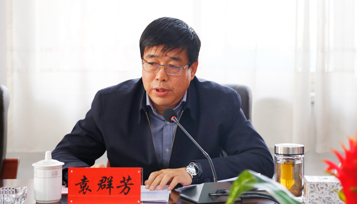 校领导翟健、梁卫国莅临我们调研指导工作